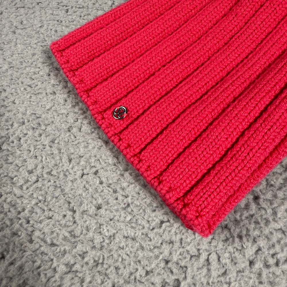 Lululemon Blissed Out Toque Hat Pink Boom Juice Merino Wool Soft